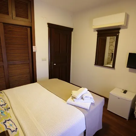 Seven Hotel