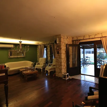 Seven Hotel 4*